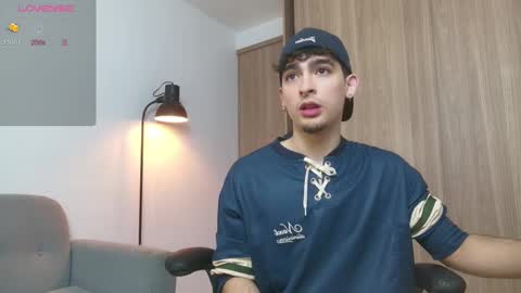 Snapshot of zenn_rush chatting on 17, 2, 2025 Zenn online show from 17, 2, 2025