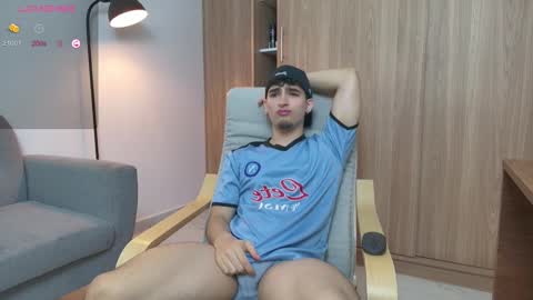 Snapshot of zenn_rush chatting on 19, 2, 2025 Zenn online show from 19, 2, 2025