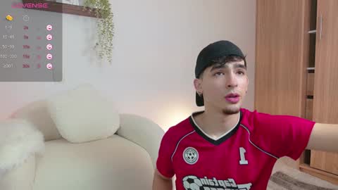 Snapshot of zenn_rush chatting on 5, 3, 2025 Zenn online show from 5, 3, 2025