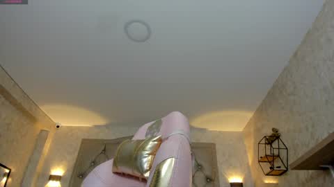 Snapshot of zephyra_angels1 chatting on 6, 1, 2025 ZEPHYRA ANGELS online show from 6, 1, 2025