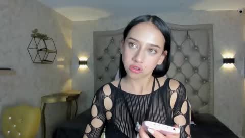 Snapshot of zephyra_angels1 chatting on 31, 1, 2025 ZEPHYRA ANGELS online show from 31, 1, 2025