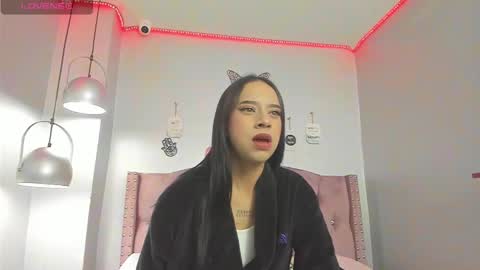 Snapshot of zephyra_angels1 chatting on 24, 2, 2025 ZEPHYRA ANGELS online show from 24, 2, 2025