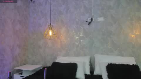 Snapshot of zephyra_angels1 chatting on 2, 10, 2025 ZEPHYRA ANGELS online show from 2, 10, 2025