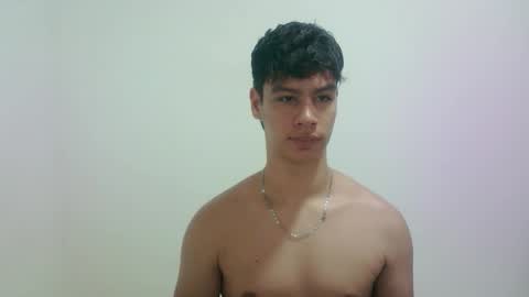 Snapshot of zeus_183 chatting on 18, 10, 2025 zeus_183 online show from 18, 10, 2025