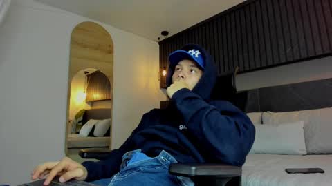 zeus online show from 11, 2, 2025