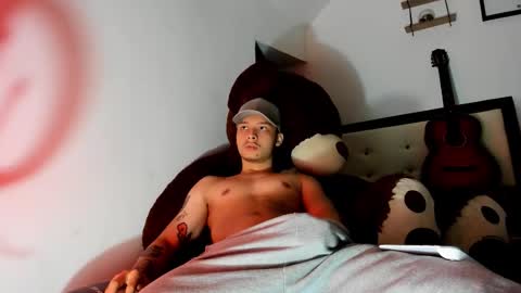 zeus online show from 3, 12, 2025