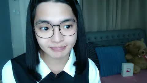 im your lovely zhaviabigcock here online show from 15, 12, 2025