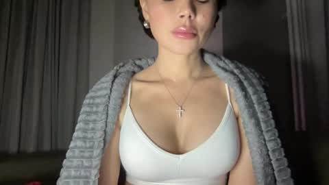 Nensi online show from 5, 1, 2026