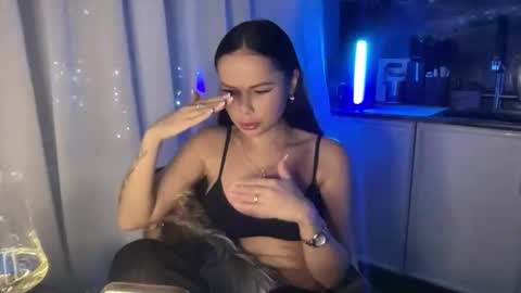 Nensi online show from 15, 1, 2026