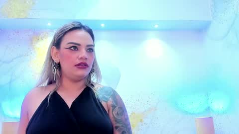 zihaadams_ online show from 27, 5, 2026