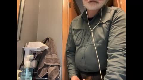 Snapshot of zinger283069 chatting on 5, 11, 2025 zinger283069 online show from 5, 11, 2025