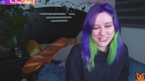 Snapshot of ziny_cosky chatting on 13, 9, 2025 Ziny Cosky online show from 13, 9, 2025