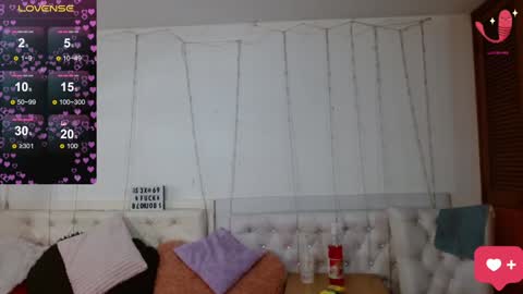 Snapshot of zion_bora chatting on 22, 1, 2025 Zion Bora online show from 22, 1, 2025