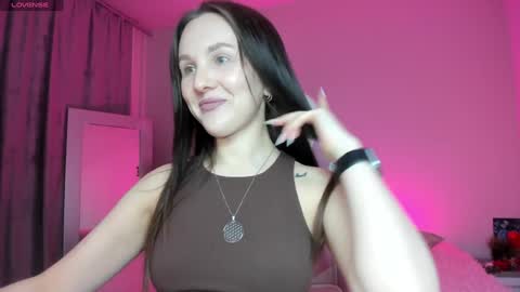 Snapshot of zlata__fox chatting on 26, 1, 2025 Zlata Mon Tue Thu Fri Sun Sa GMT 3 0000pm - 0600pm online show from 26, 1, 2025