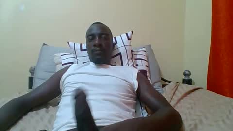 Zlatann2012 online show from 21, 10, 2025