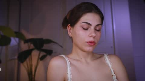 Snapshot of zlicious chatting on 9, 1, 2026 Zara Join next live at 5PM EST online show from 9, 1, 2026