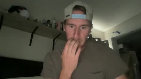 Snapshot of zmac0214 chatting on 25, 10, 2025 Gregm0419 online show from 25, 10, 2025