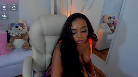Snapshot of zobe_love chatting on 7, 2, 2025 Zobe Love online show from 7, 2, 2025