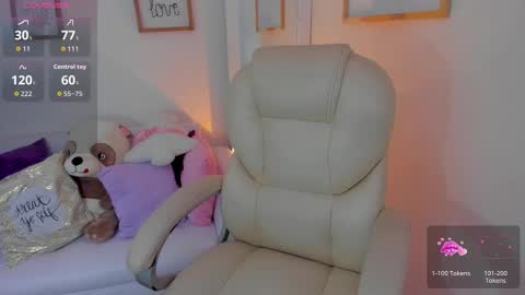 Snapshot of zobe_love chatting on 17, 9, 2025 Zobe Love online show from 17, 9, 2025