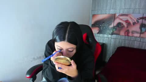 Z O E online show from 17, 4, 2026