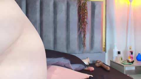 Snapshot of zoe_curvy chatting on 14, 2, 2026 Zoe online show from 14, 2, 2026