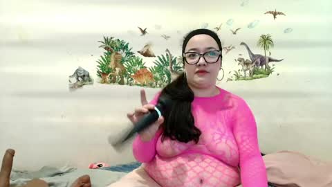 Snapshot of zoe_curvy chatting on 14, 4, 2026 Zoe online show from 14, 4, 2026