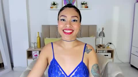 Zoe Gruber online show from 8, 5, 2026