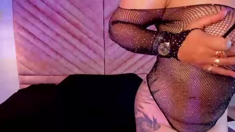 SWEET ZOE online show from 19, 6, 2026