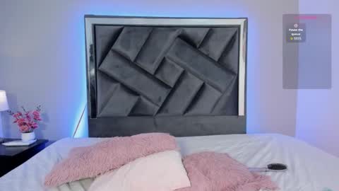 zoe_longhair online show from 6, 11, 2025