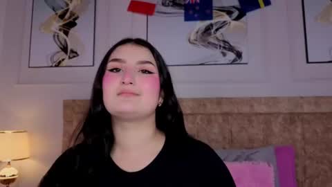 Snapshot of zoe_moon__ chatting on 18, 6, 2026 zoe_moon__ online show from 18, 6, 2026