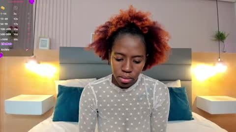 Snapshot of zoe_novakk chatting on 10, 10, 2025 Zoe Novakk online show from 10, 10, 2025