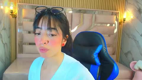 Zoe  online show from 24, 9, 2025