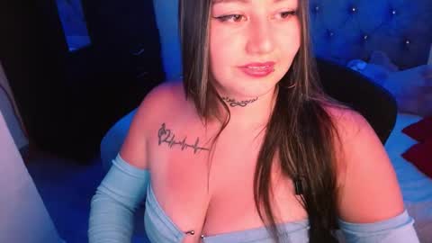 Snapshot of zoe_sexy69 chatting on 12, 3, 2025 ZOE online show from 12, 3, 2025