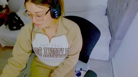 Snapshot of zoe_sexy69 chatting on 16, 9, 2025 ZOE online show from 16, 9, 2025