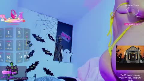 Snapshot of zoe_sweet22 chatting on 24, 10, 2025 new count online show from 24, 10, 2025