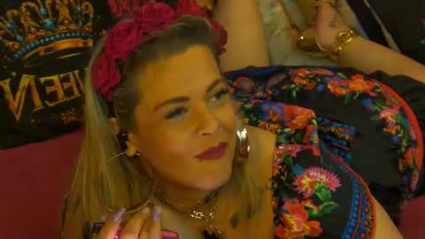 Snapshot of zoemesmerizee chatting on 25, 6, 2026 ZoeMesmerize online show from 25, 6, 2026