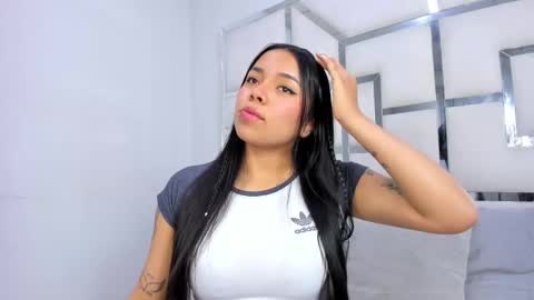 ZoeSwam online show from 16, 11, 2025