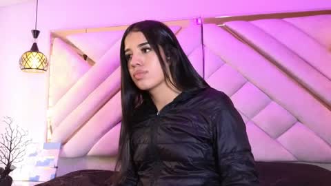 Zoe online show from 9, 4, 2026