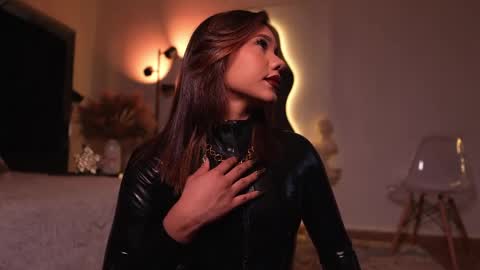 zoevidal_ online show from 11, 4, 2026