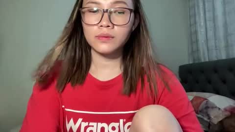 Snapshot of zoey_foryou chatting on 31, 10, 2025 zoey_foryou online show from 31, 10, 2025