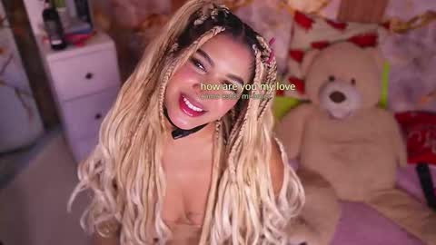 Snapshot of zoey_fox_ chatting on 15, 2, 2026 zoey fox online show from 15, 2, 2026