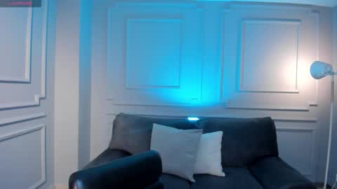 Zoey Walker online show from 28, 10, 2025