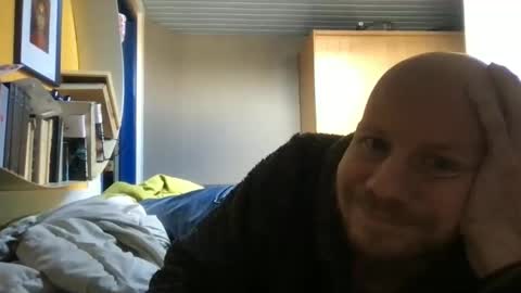 Snapshot of zolexthomas chatting on 4, 10, 2025 zolexthomas online show from 4, 10, 2025