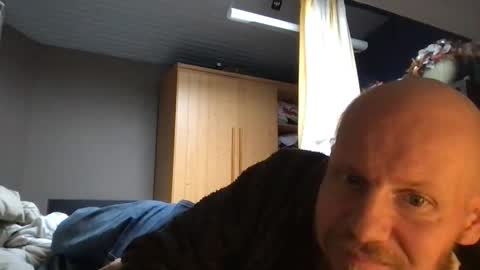 zolexthomas online show from 10, 4, 2026