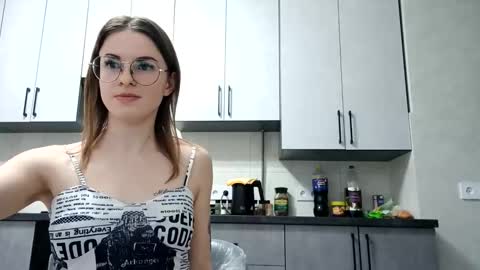 zoriana20 online show from 2, 12, 2025