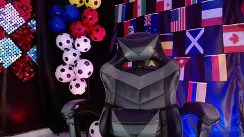 Zoriel online show from 25, 6, 2026