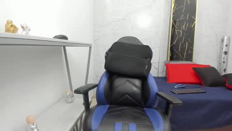     online show from 7, 11, 2025