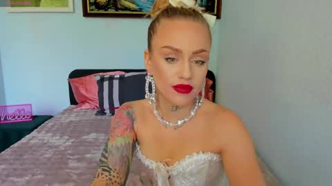 Mia online show from 30, 5, 2026