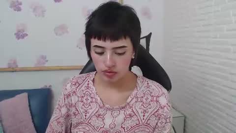 Snapshot of zowii_ chatting on 11, 6, 2026 Zowii online show from 11, 6, 2026