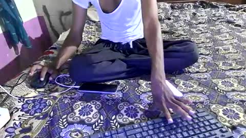 zoyakhan803 online show from 12, 7, 2026